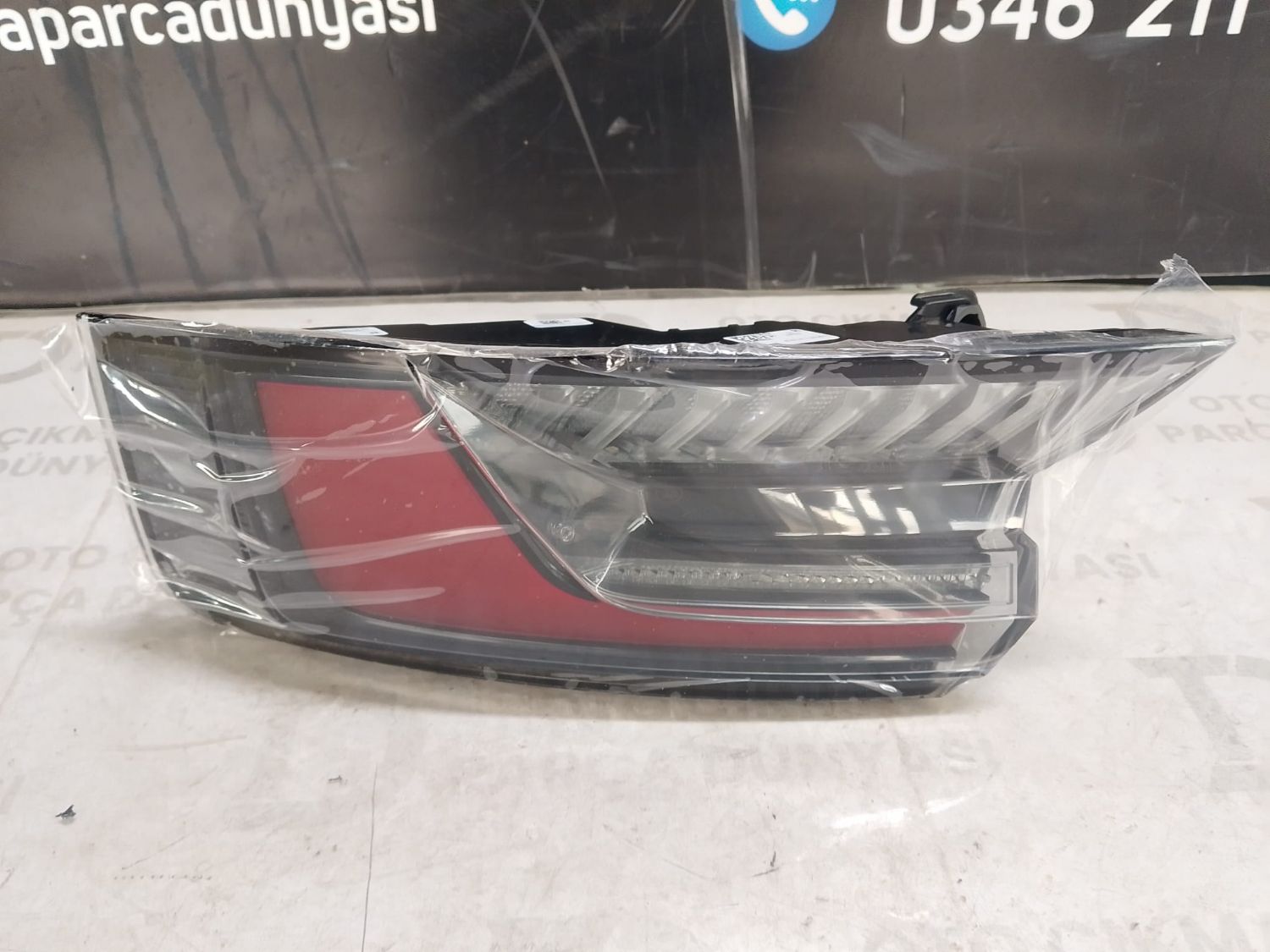 AUD� A5 STOP SA� LEDL�